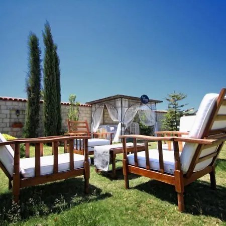 Ξενοδοχείο By Zeyno Butik 2*