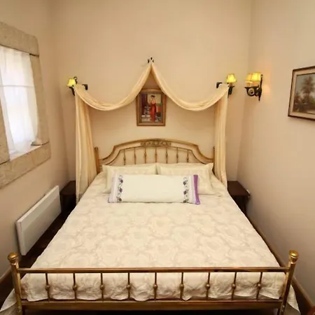 Ξενοδοχείο By Zeyno Butik Αλακάτι